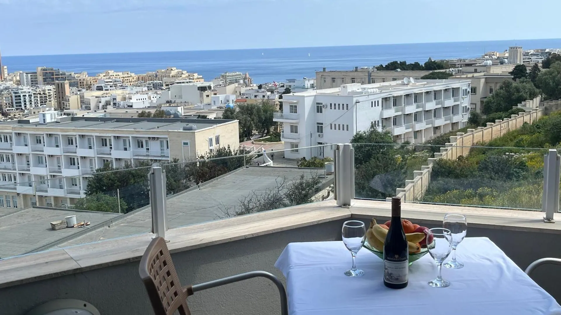 Modern Apartment With Distant Sea View Saint Julian's